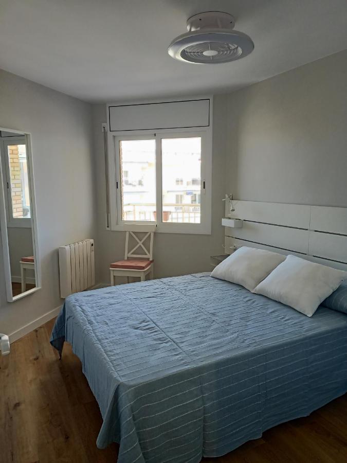 Seafront Apartment Pineda Beach La Pineda Exterior photo